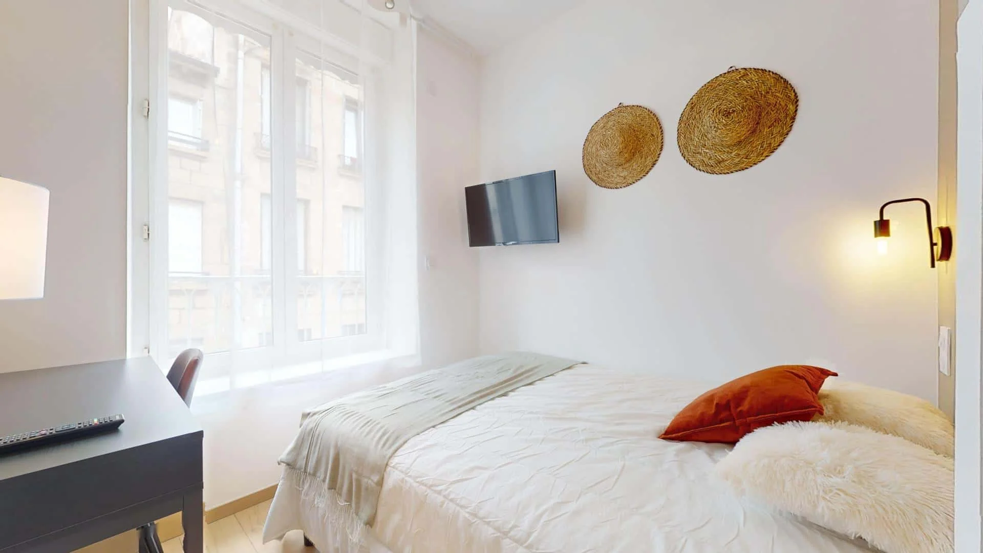 Habitación estudiantil económica cerca del campus en