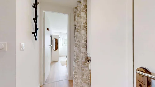 Chambre privée à 2 Rue de Wassy, 44100 Nantes, France, image 4 de 21