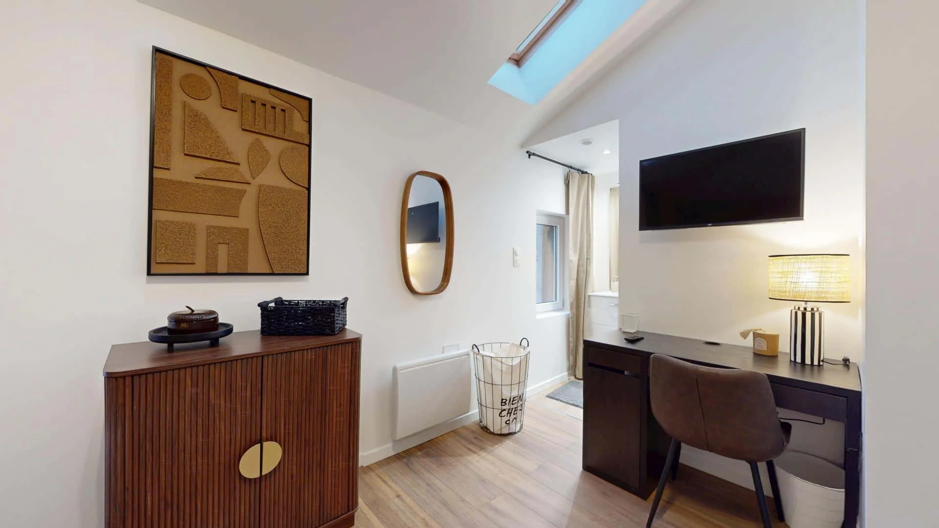 Quarto amigo do estudante em com comodidades modernas