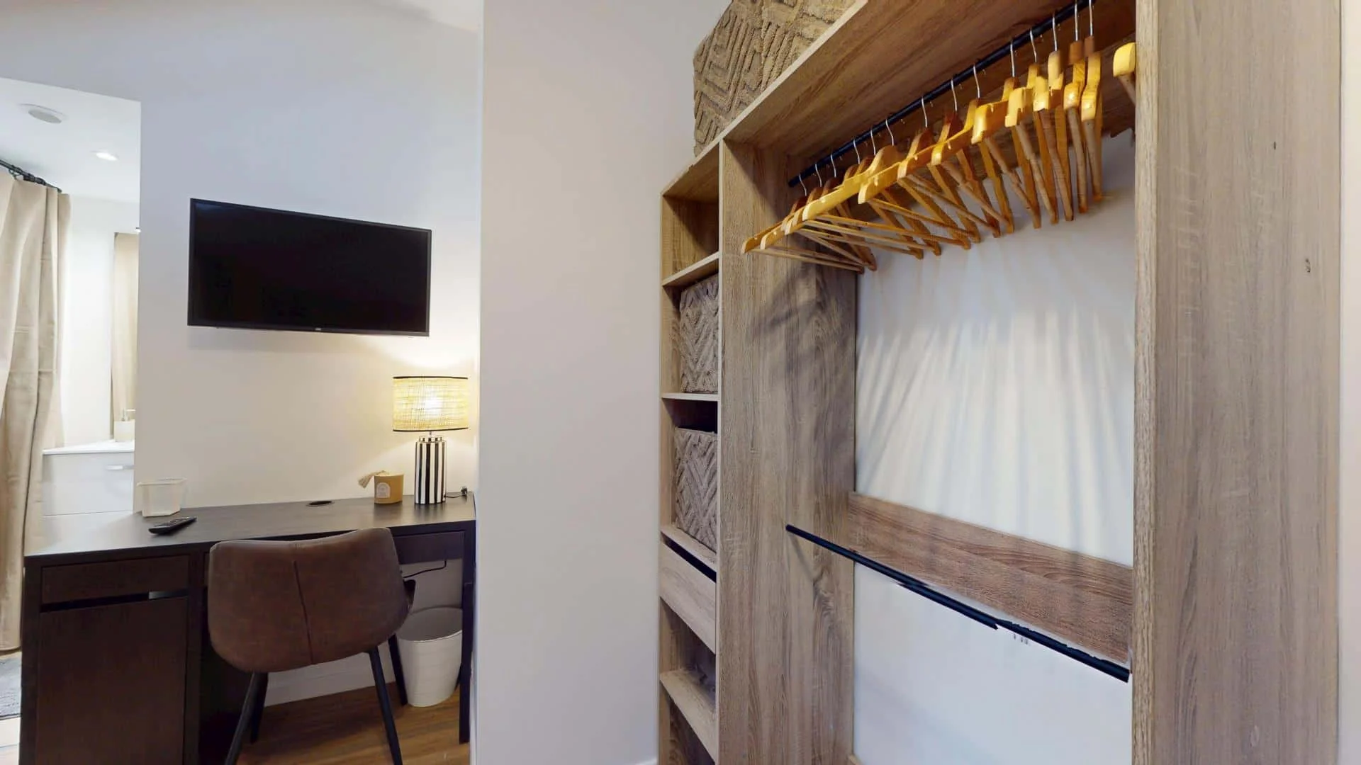 Quarto amigo do estudante em com comodidades modernas