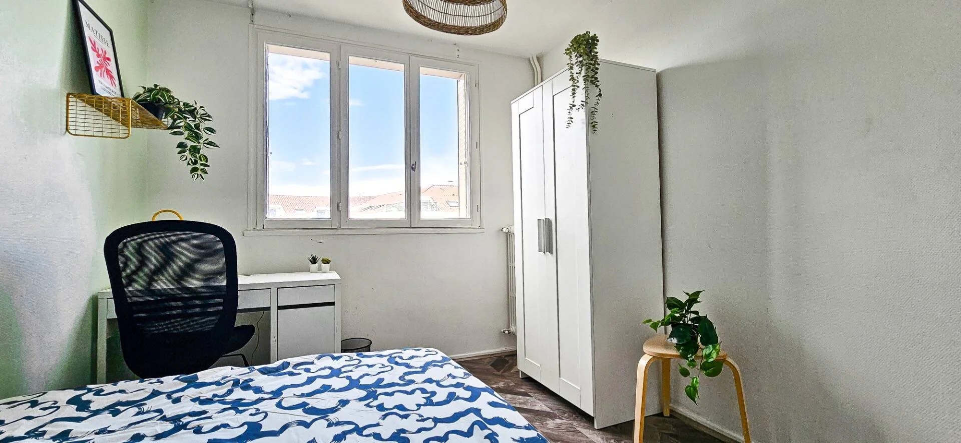 Quarto de estudante funcional perfeito para estudar em 