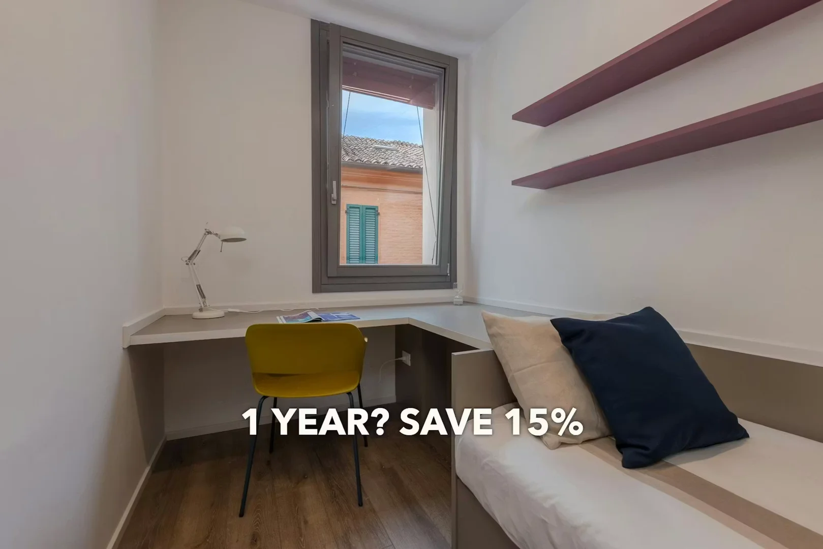 Economical student room with convenient location in