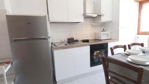 Quarto privado em Via Savoia, 15, 07100 Sassari SS, Italy, imagem 13 de 29