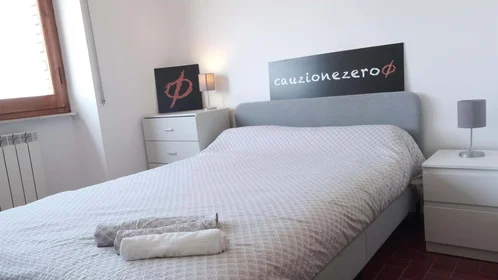 Quarto privado em Via Savoia, 15, 07100 Sassari SS, Italy, imagem 1 de 30