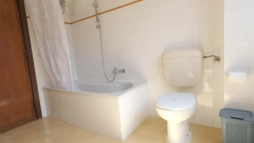 Quarto privado em Via Savoia, 15, 07100 Sassari SS, Italy, imagem 25 de 30