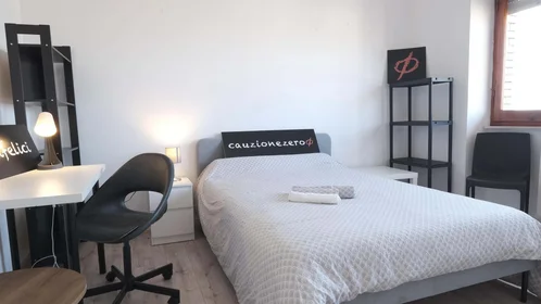 Quarto privado em Via Savoia, 15, 07100 Sassari SS, Italy, imagem 8 de 30