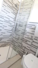 Quarto privado em Via Savoia, 15, 07100 Sassari SS, Italy, imagem 23 de 29