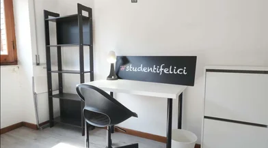Quarto privado em Via Savoia, 15, 07100 Sassari SS, Italy, imagem 4 de 29