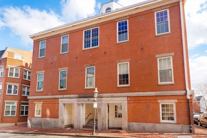 Logement entier à 47, Harvard, Unit B205, Charlestown, Boston, MA, 02129, image 1 de 10