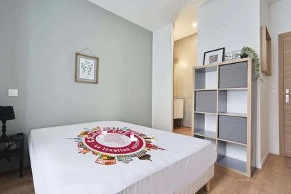 Özel oda konumu 13 Av. Jean Jaurès, 51100 Reims, France, 2 19 görüntüsü