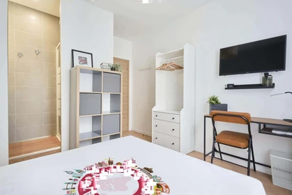 Özel oda konumu 13 Av. Jean Jaurès, 51100 Reims, France, 3 19 görüntüsü