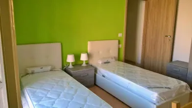 Cheap shared room in Bologna