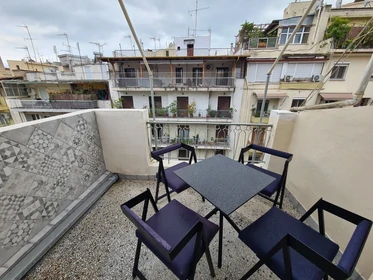 Alojamento com 2 quartos em Salónica