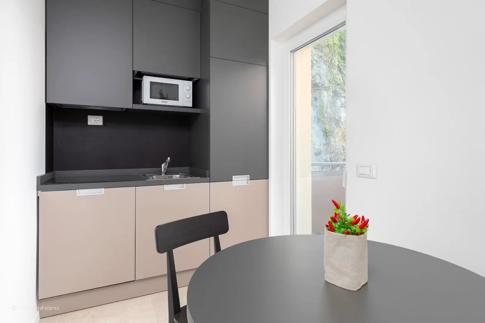Quarto para alugar em apartamento de estudantes em , totalmente mobilado