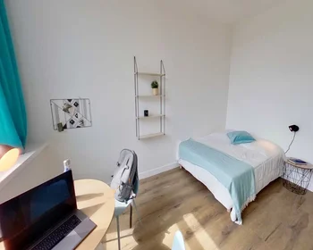 Privatzimmer in der Avenue Sainte-Anne, bild 2 von 22