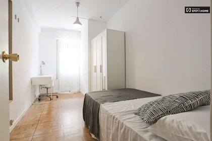 Quarto barato em Madrid