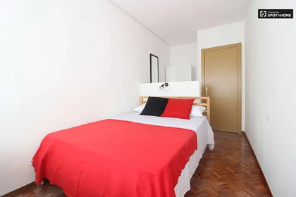 Habitación en alquiler con cama doble Madrid