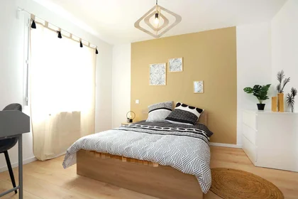 Quarto privado em 3 Av. Gergaud, 44300 Nantes, France, imagem 1 de 10