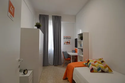 Quarto privado em Vicolo Franco Villa, , imagem 5 de 10