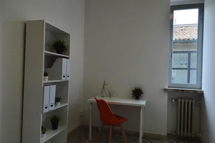 Stanza privata in Vicolo Franco Villa, immagine 4 di 10