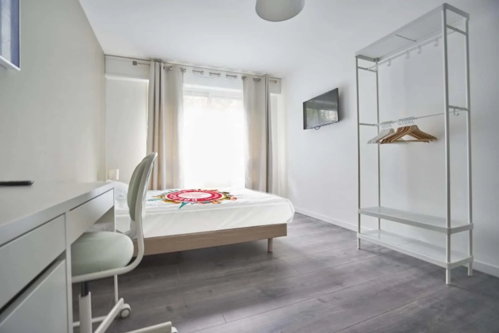 Chambre d'étudiant confortable et spacieuse dans 