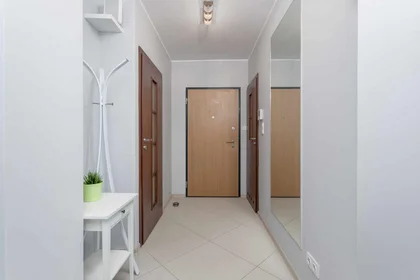 Wspólny pokój Międzyborska , obraz 3 15