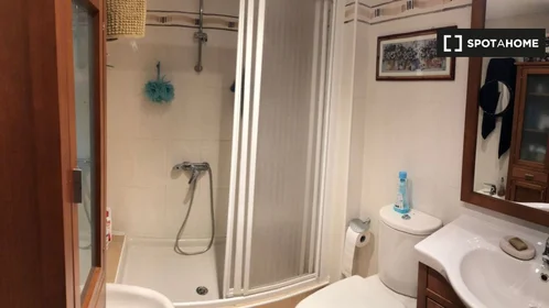 Habitación privada en C. San Leandro, imagen 8 de 19