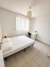 Privatzimmer in der Avenue Viviani, bild 9 von 10