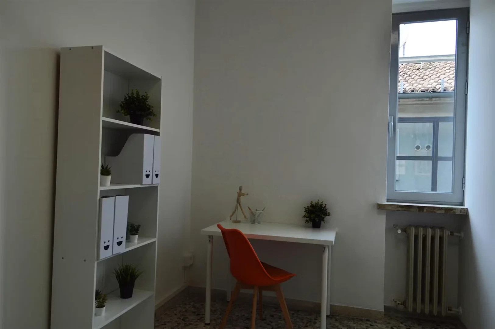 Studentenfreundliches Zimmer in  mit modernen Annehmlichkeiten
