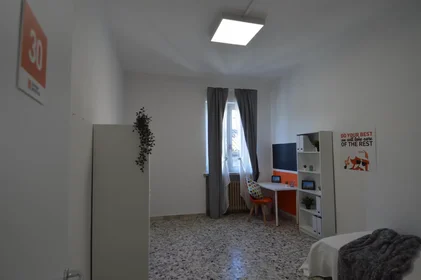 Stanza privata in Vicolo Franco Villa, immagine 5 di 10