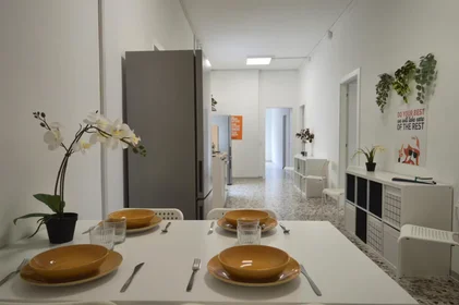 Stanza privata in Vicolo Franco Villa, immagine 7 di 10