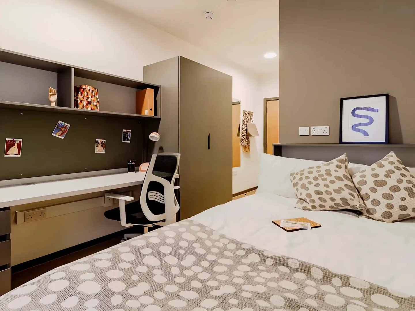 Chambre d'étudiant économique avec emplacement pratique dans 
