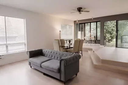 Privatzimmer in der 15th Street East, bild 12 von 29