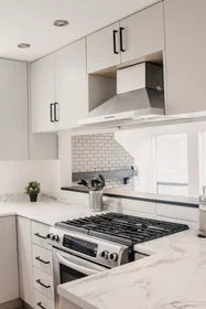 Privatzimmer in der 15th Street East, bild 23 von 29