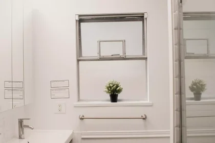 Privatzimmer in der 15th Street East, bild 28 von 29