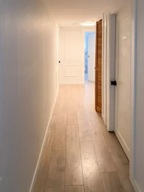 Privatzimmer in der 15th Street East, bild 6 von 29