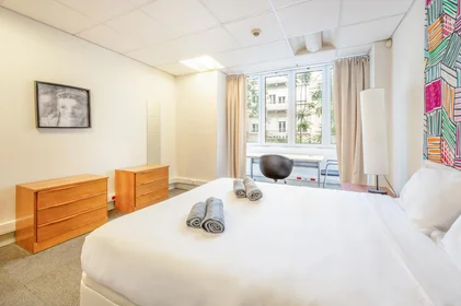 Privatzimmer in der Rua Almirante Barroso, bild 2 von 25