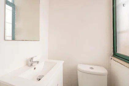 Privatzimmer in der Rua Almirante Barroso, bild 7 von 27