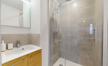 Özel oda konumu 33 Rue des Avant Monts, 34080 Montpellier, France, 3 15 görüntüsü
