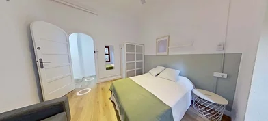 Chambre privée à Gran Via del Marqués del Túria, 46, 1º, L'Eixample, 46005 València, Valencia, Spain, image 1 de 30