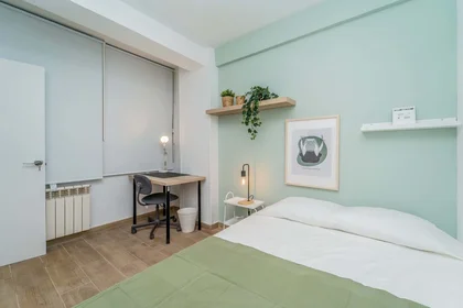 Chambre privée à C. Portillo del Prado, 17, 1ºf, 47011 Valladolid, Spain, image 1 de 36