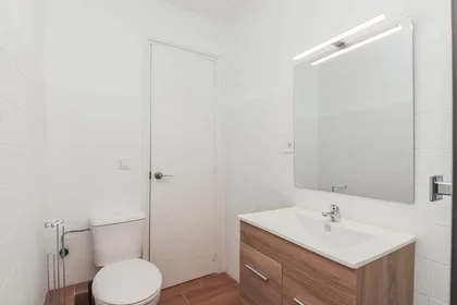 Privatzimmer in der Riera de Miró, 2, 7º puerta i, 43205 Reus, Tarragona, Spain, bild 24 von 49