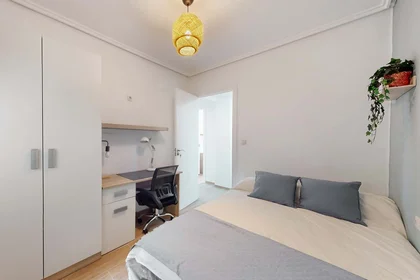 Private room at Av.de la Malva-Rosa, 64, 2º pta 7, Poblados Marítimos, 46011 València, Valencia, Spain, image 1 of 10