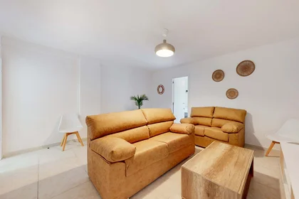 Habitación privada en Av. dels Països Catalans, 34, pt b, 43206 Reus, Tarragona, Spain, imagen 7 de 28