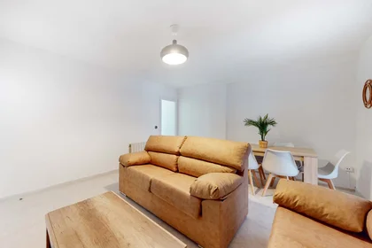Habitación privada en Av. dels Països Catalans, 34, pt b, 43206 Reus, Tarragona, Spain, imagen 8 de 28