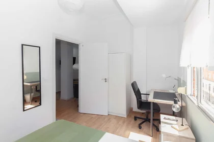 Quarto privado em Carrer de la Font Roja, 8, 7º a, Patraix, 46007 València, Valencia, Spain, imagem 1 de 38