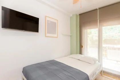 Stanza privata in Vía Complutense, 67, 2º 1, 28805 Alcalá de Henares, Madrid, Spain, immagine 3 di 29