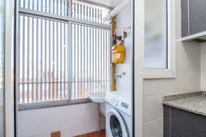 Chambre privée à Av. del Carrilet, 40, puerta 2, 43204 Reus, Tarragona, Spain, image 36 de 49