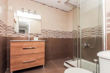 Chambre privée à Av. del Carrilet, 40, puerta 2, 43204 Reus, Tarragona, Spain, image 49 de 49