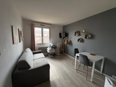 Privatzimmer in der Avignon, 84000, bild 1 von 3